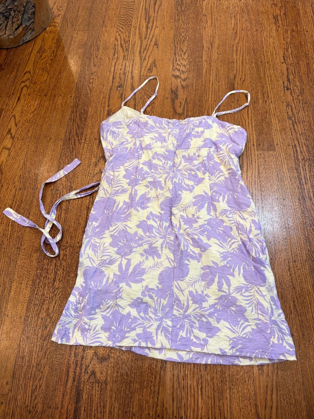 🌸 ASTR The Label Floral Keyhole Wrap Dress | Purple & White | XL 🌸 - Picture 6 of 7